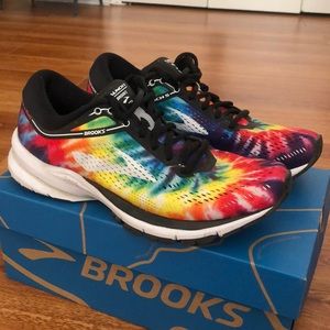 Brooks Launch 5
